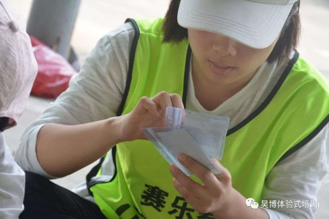 赛后费耶诺德备战社区盾，临场应变细节曝光，目标明确，细节决定成败(为什么肯尼迪遭到暗杀)-奇异果官网入口