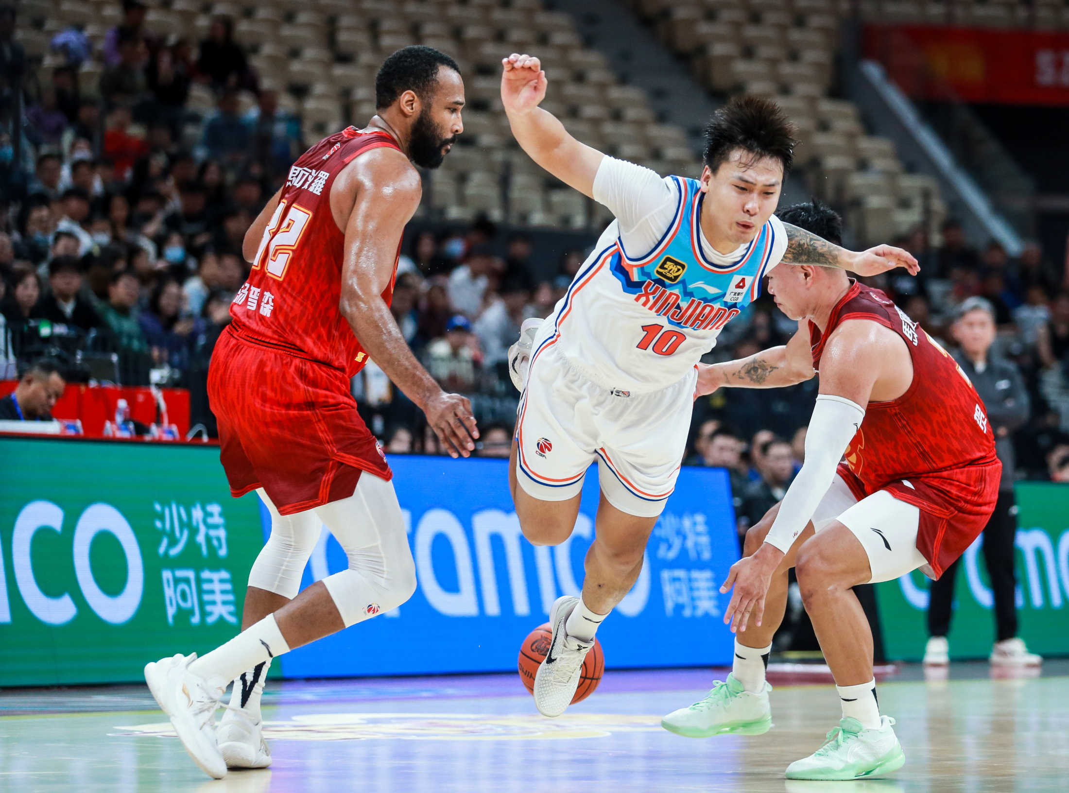 CBA季后赛集结日再迎强敌，阿森纳临场应变，主帅态度——质疑声仍在，心理建设被强调的简单介绍-奇异果平台